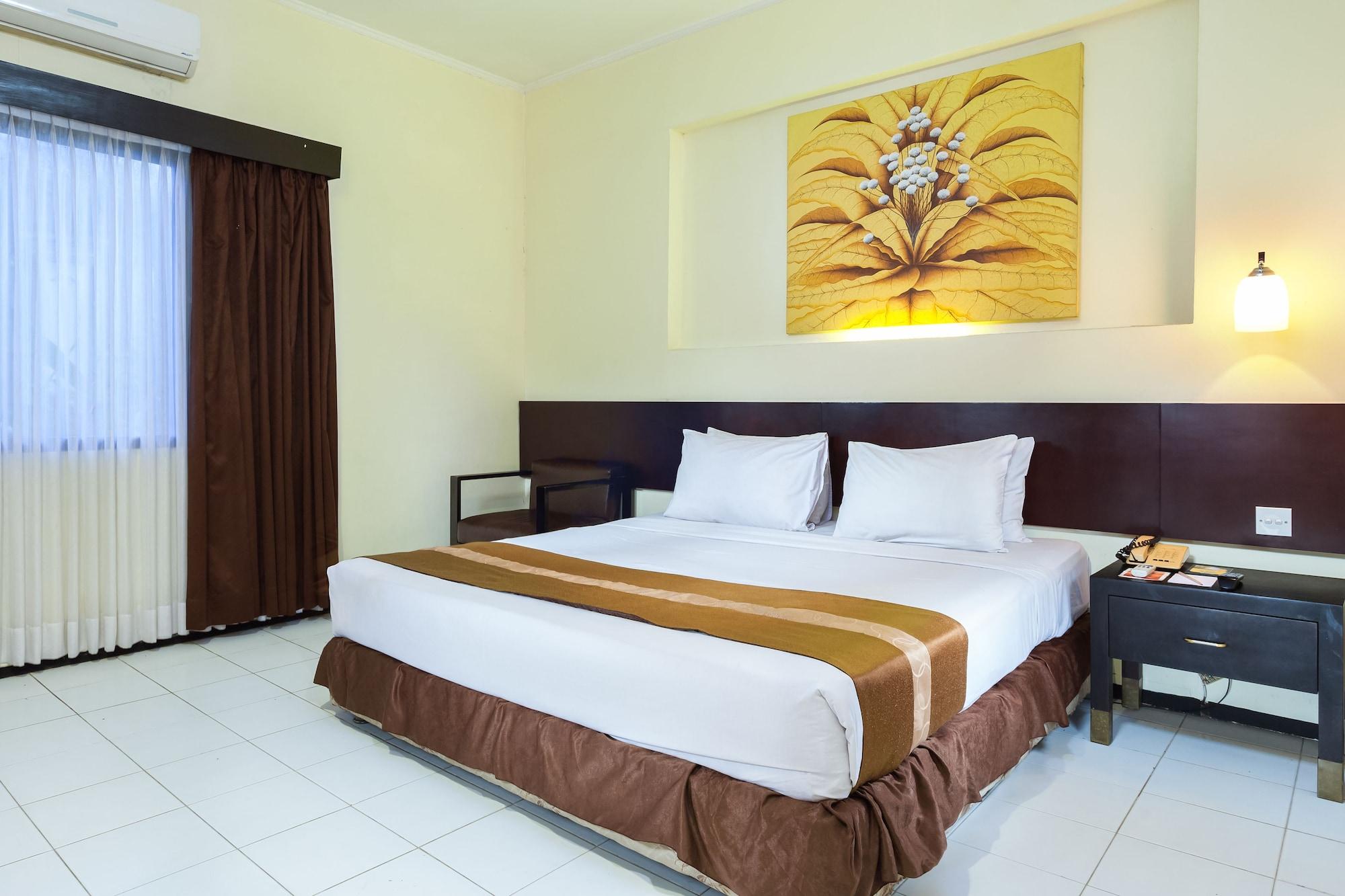 Hotel Montana Dua Malang Zewnętrze zdjęcie