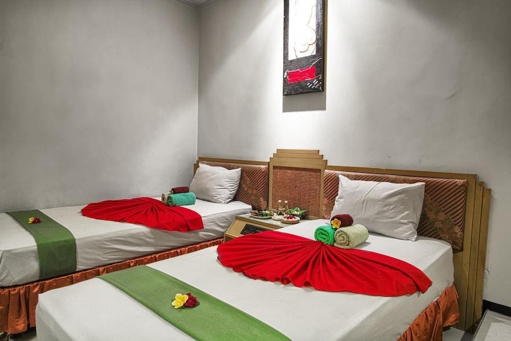 Hotel Montana Dua Malang Zewnętrze zdjęcie