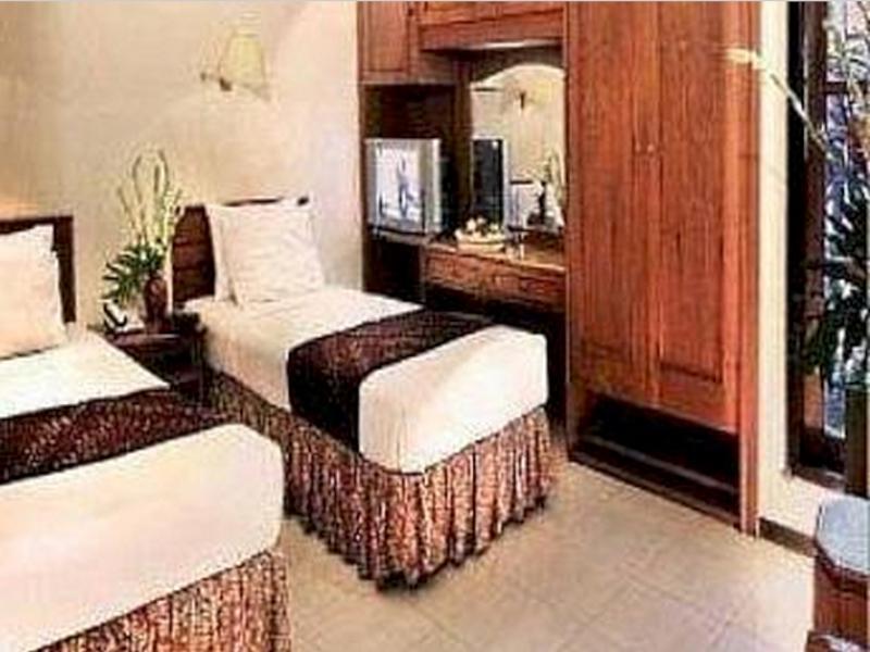 Hotel Montana Dua Malang Zewnętrze zdjęcie