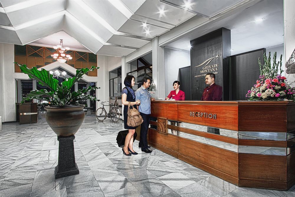 Hotel Montana Dua Malang Zewnętrze zdjęcie