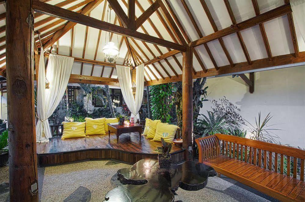 Hotel Montana Dua Malang Zewnętrze zdjęcie